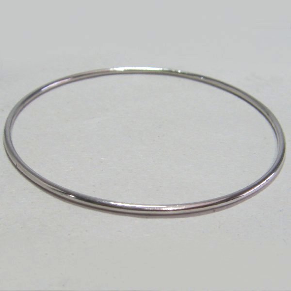 (b1324)Silver anniversary bracelet.